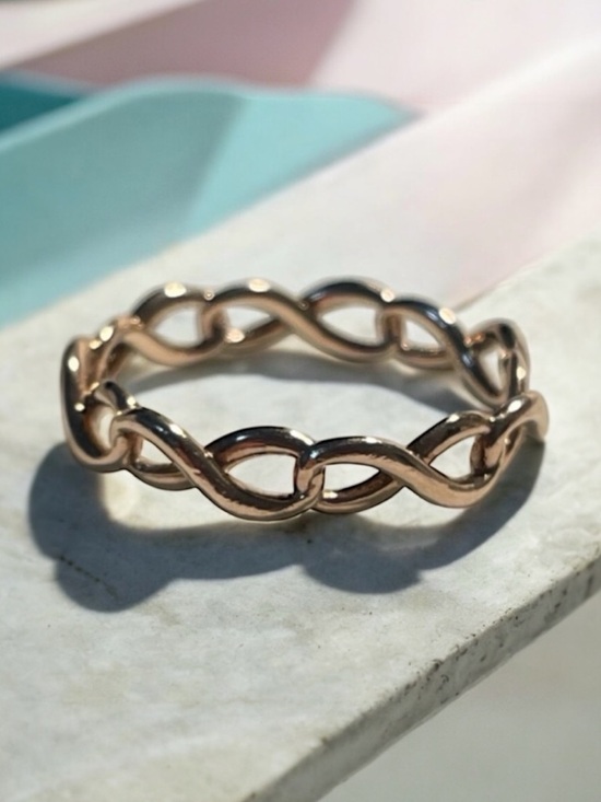 Tiffany & Co. Jewelry - Tiffany rubedo infinity ring RARE larger size